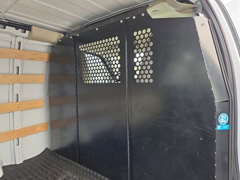 Used 2024 GMC Savana 2500 w/ Driver Convenience Package image 17