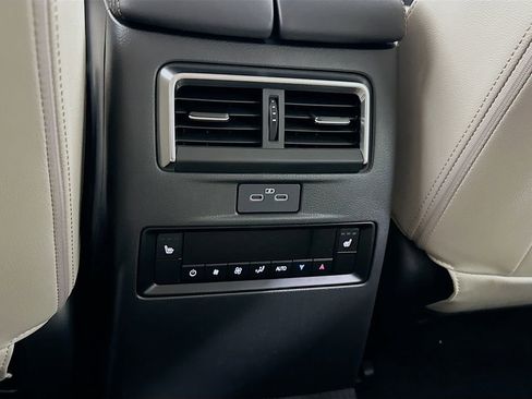 New 2026 MAZDA CX-70 SC Plus AWD/4WD image 32