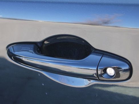 Used 2016 Toyota RAV4 SE image 16