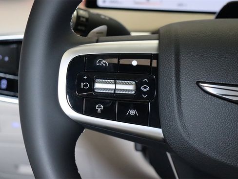 New 2026 Genesis GV70 2.5T Select image 16