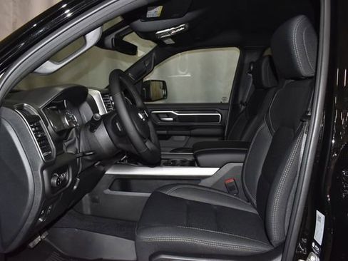 New 2026 RAM 1500 4x4 Crew Cab image 11