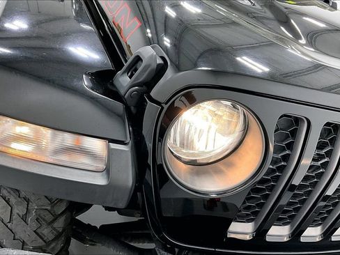 Used 2023 Jeep Gladiator Rubicon w/ Trailer Tow Package image 39