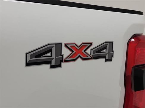 Used 2024 Ford F250 XLT image 8