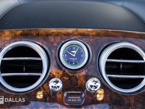 Used 2017 Bentley Continental GT image 25