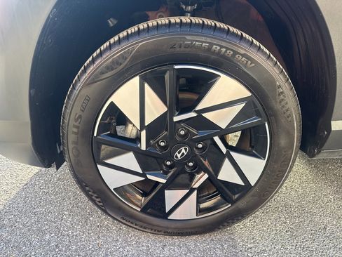 Used 2025 Hyundai Kona SEL image 10