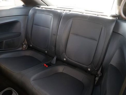 Used 2018 Volkswagen Beetle 2.0T S image 11