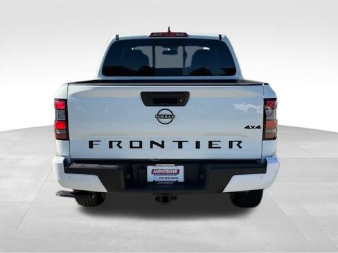 Used 2026 Nissan Frontier SV w/ Tow Package AWD/4WD image 4