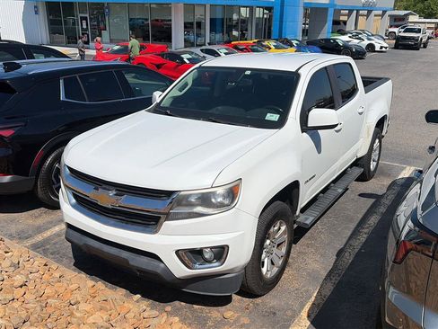 Used 2016 Chevrolet Colorado LT w/ LT Convenience Package image 6