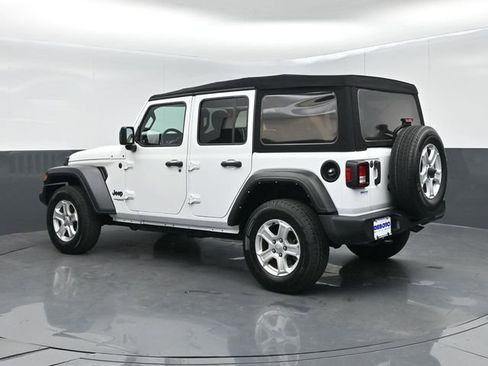 Used 2022 Jeep Wrangler Unlimited Sport AWD/4WD image 6