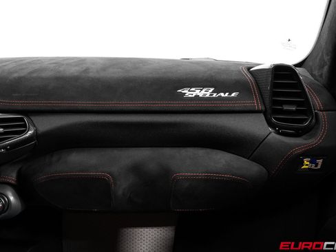Used 2015 Ferrari 458 Speciale Coupe RWD image 42