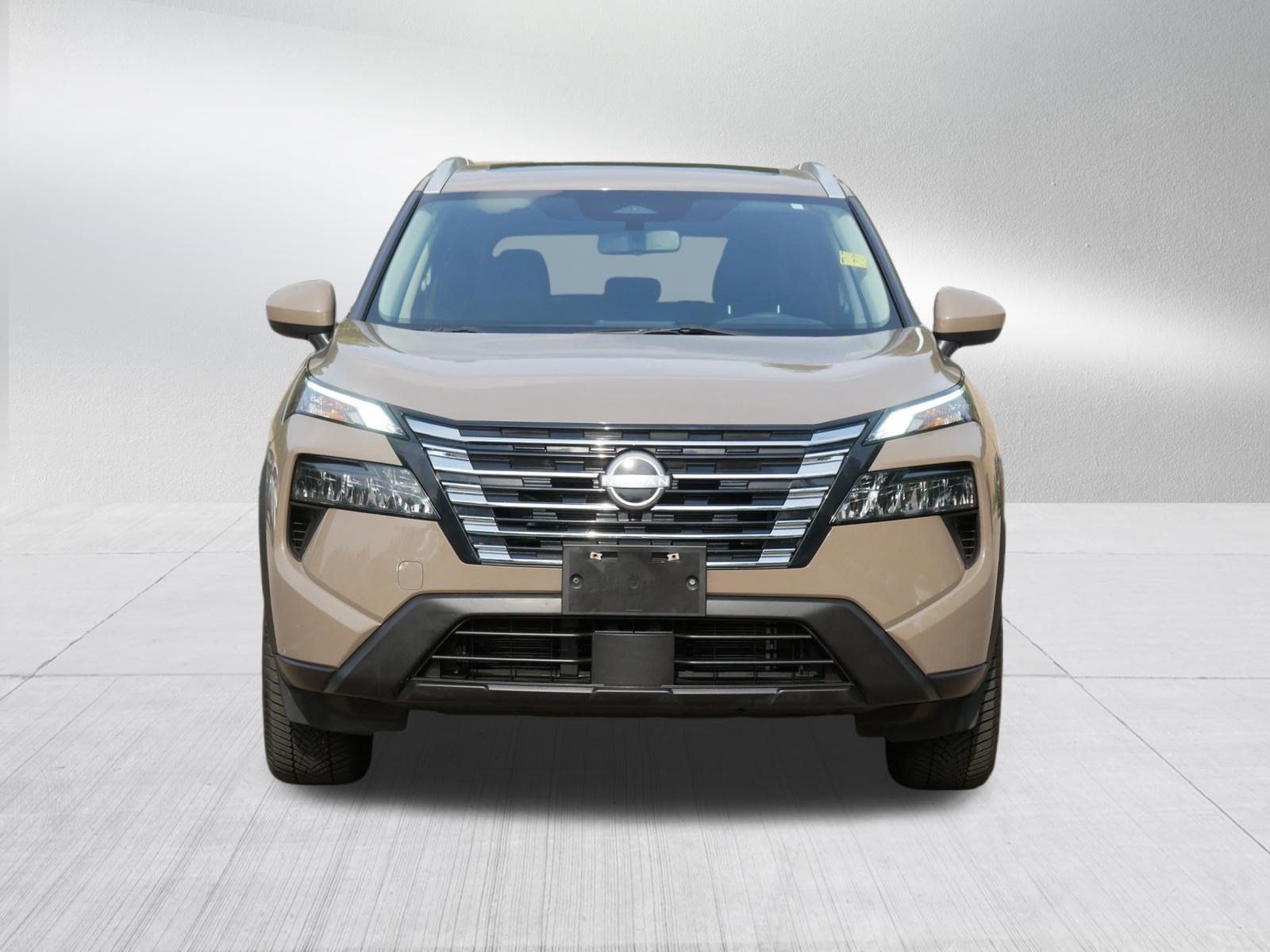 Certified 2024 Nissan Rogue SV w/ SV Premium Package AWD/4WD image 2