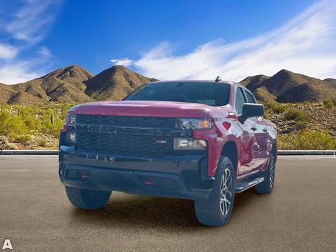 Used 2020 Chevrolet Silverado 1500 Custom Trail Boss w/ Custom Convenience Package AWD/4WD image 2