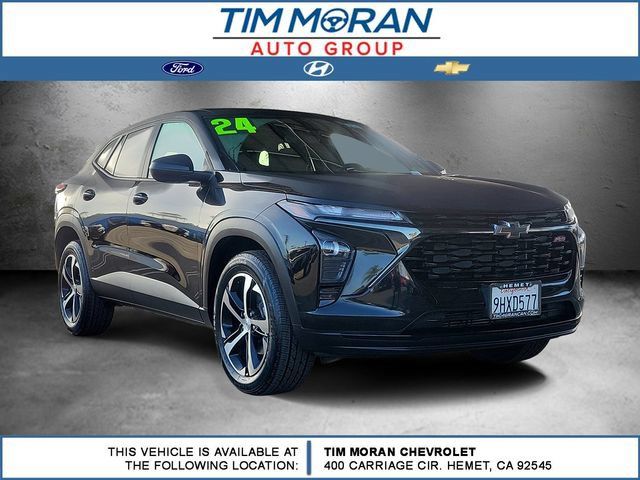 Used 2024 Chevrolet Trax RS FWD image 1