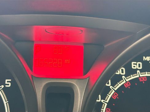 Used 2012 Ford Fiesta SE FWD image 19