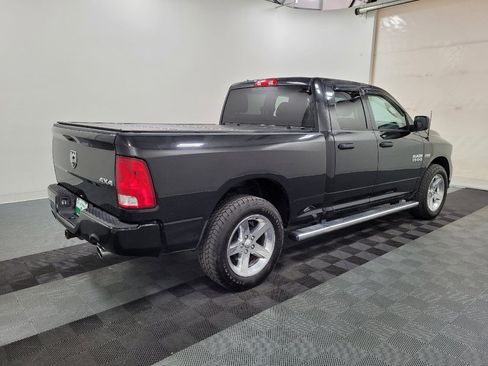 Used 2017 RAM 1500 Express w/ Express Value Package AWD/4WD image 10