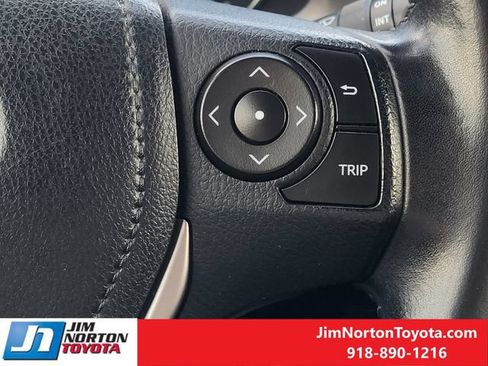 Used 2016 Toyota RAV4 XLE AWD/4WD image 28