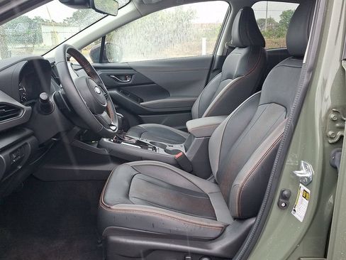 Used 2024 Subaru Crosstrek 2.5i Limited w/ Crosstrek Mirror Package AWD/4WD image 15