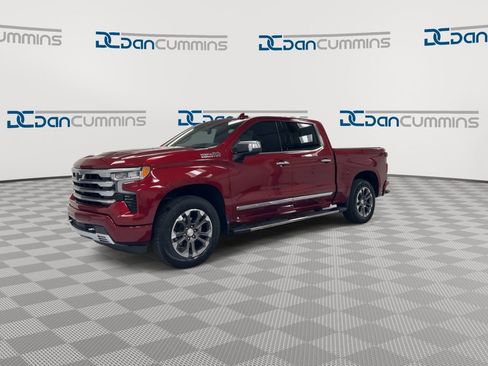 Used 2024 Chevrolet Silverado 1500 High Country w/ Technology Package image 4