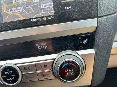 Used 2016 Subaru Outback 2.5i Limited image 21