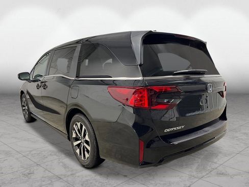 New 2026 Honda Odyssey EX-L image 3