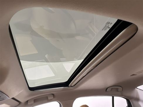 New 2025 Nissan Sentra SV w/ SV Premium Package image 16