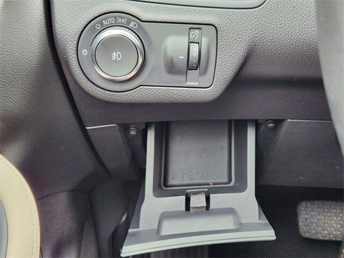 Used 2020 Buick Envision Essence w/ Experience Buick Package image 16