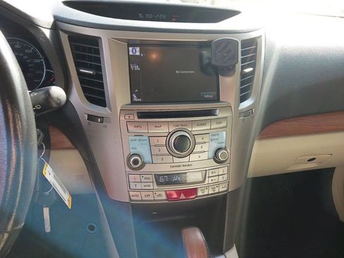 Used 2013 Subaru Outback 2.5i Limited image 13