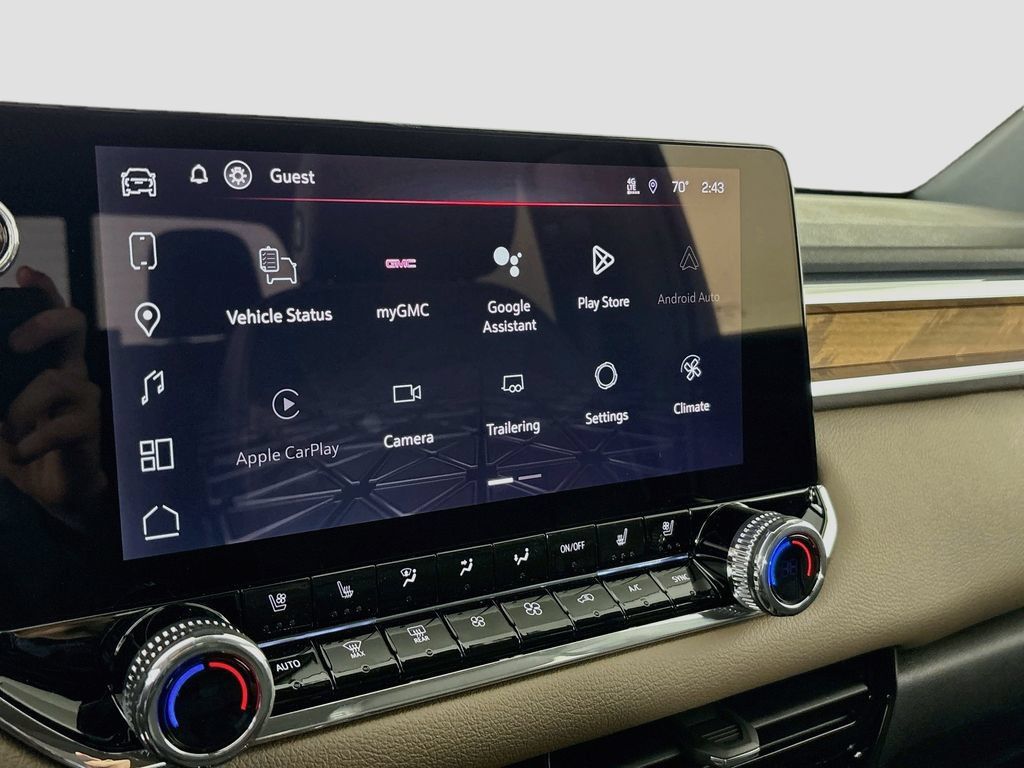 New 2026 GMC Canyon Denali AWD/4WD image 15