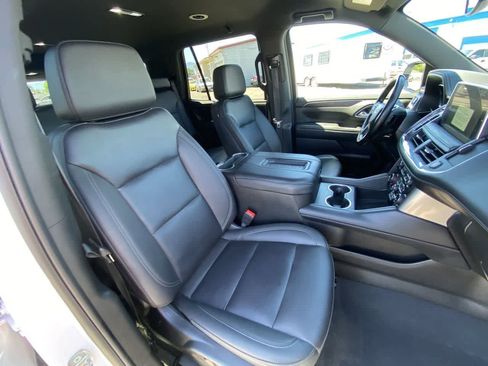 Used 2024 Chevrolet Tahoe LT AWD/4WD image 24