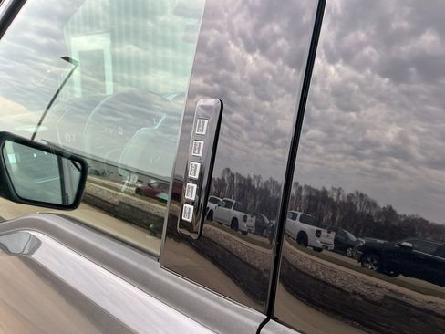 Used 2023 Ford F150 Lariat w/ Equipment Group 502A High image 7