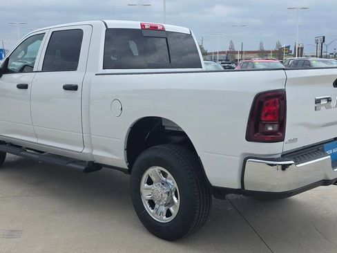 New 2026 RAM 2500 Tradesman AWD/4WD image 3