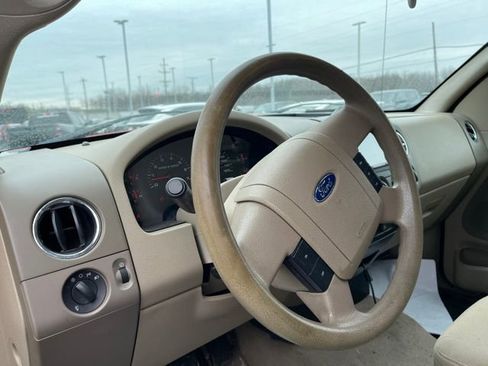 Used 2007 Ford F150 XLT image 12