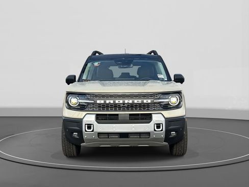 Used 2025 Ford Bronco Sport Badlands image 2