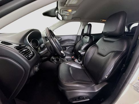Used 2018 Jeep Compass Limited AWD/4WD image 19