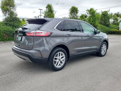 Certified 2023 Ford Edge SEL w/ Convenience Package AWD/4WD image 8