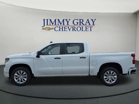 New 2026 Chevrolet Silverado 1500 Custom RWD image 2