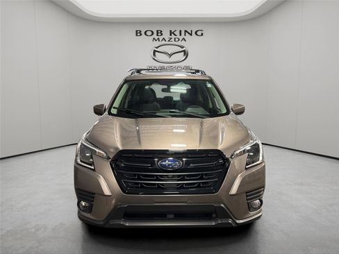 Used 2022 Subaru Forester Premium AWD/4WD image 8
