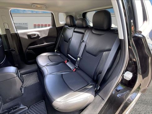 Used 2021 Jeep Compass Latitude w/ Convenience Group AWD/4WD image 23
