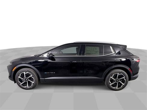 New 2026 Chevrolet Equinox EV LT image 5