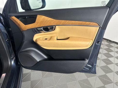 Used 2020 Volvo XC90 T6 Inscription w/ Protection Package Premier AWD/4WD image 14
