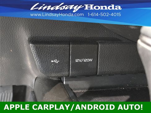 Used 2022 Toyota Camry SE image 19