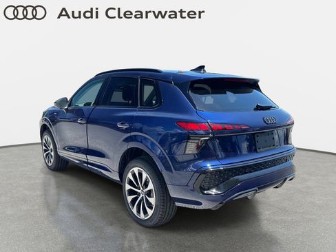 New 2026 Audi Q3 quattro 2.0T AWD/4WD image 3