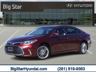 Used 2016 Toyota Avalon Limited w/ Toyota Safety Sense Package