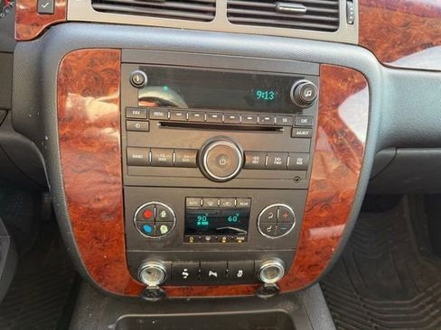 Used 2013 Chevrolet Tahoe LT image 13