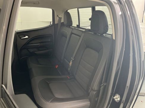 Used 2022 GMC Canyon AT4 image 19