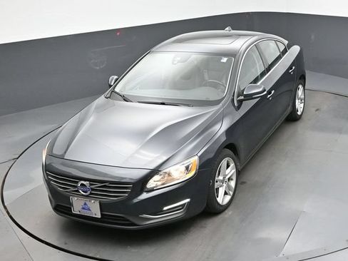 Used 2014 Volvo S60 T5 FWD image 36