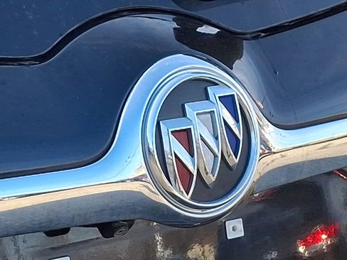 Used 2019 Buick Envision Essence image 29