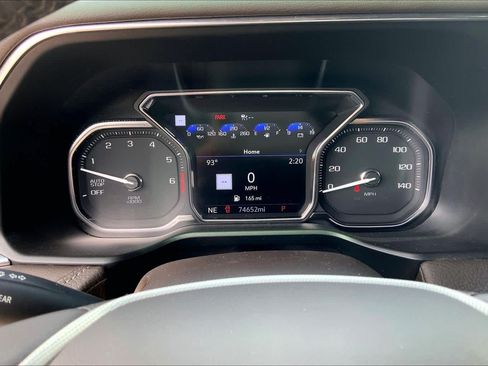 Used 2021 GMC Yukon Denali w/ Advanced Technology Package RWD image 26