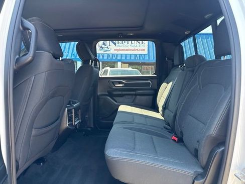 Used 2019 RAM 1500 Big Horn AWD/4WD image 13
