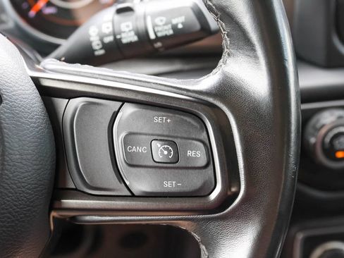 Used 2019 Jeep Wrangler Unlimited Sport S AWD/4WD image 24